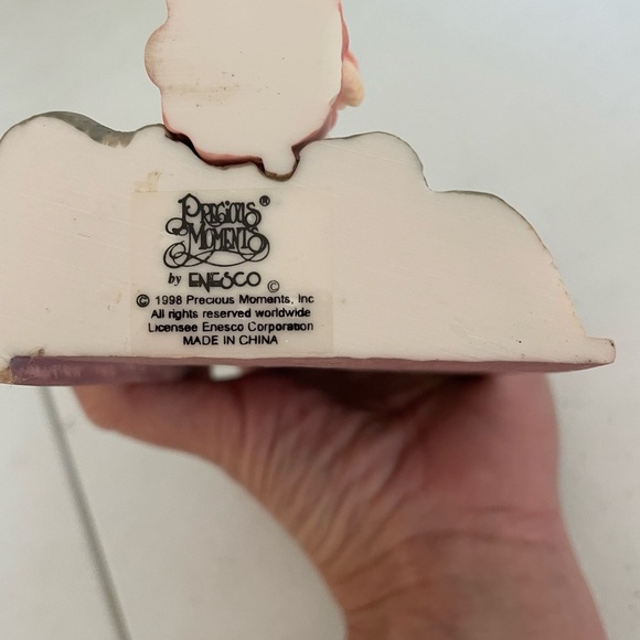 Precious Moments Noah's Ark Resin Bible Open Bible Book and Much More Noah 1998 - Picture 4 of 4